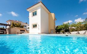 Villa Carolina